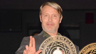 マッツ・ミケルセン、カッコよさの秘訣はみそ汁だった?北欧の至宝にベテラン女優もノックアウト