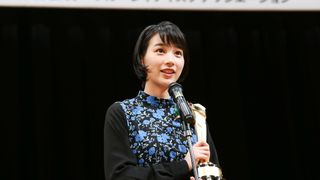 のん、キネ旬ベスト・テン授賞式にサプライズ登場！「ありがとう、この世界の片隅でうちを見つけてくれて」