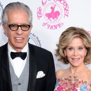 79歳ジェーン・フォンダ、8年交際の音楽プロデューサー、リチャード・ペリーと破局