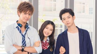 土屋太鳳、押し倒される！『兄こま』イケメンだらけの映像公開！