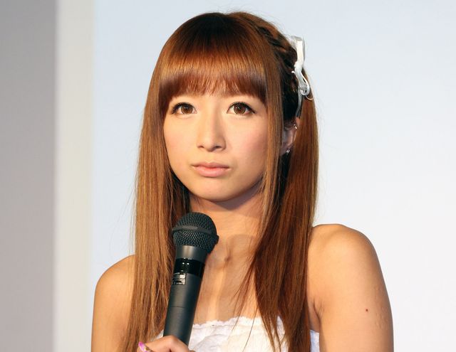 人生相談するとは仲良し!(写真は2015年撮影)