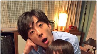 高橋一生、子役と仲良し2ショット！“お父さん感”にキュンキュン