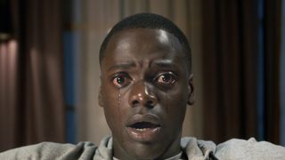 あの白人たち何かおかしい…人種差別テーマの異色ホラーが大絶賛で首位!