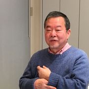 愚直に筆にぎり邦画支える「題字」の第一人者