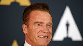 シュワちゃんが番組を降板　トランプ大統領は「クビ」だと主張