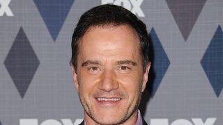 ローレン・グレアムの新コメディーに「ホワイトカラー」のティム・ディケイ