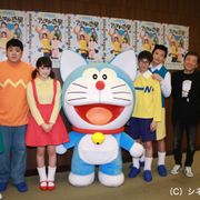 スネ夫の髪型が立体的!ドラえもんの世界が本格的舞台でよみがえる!
