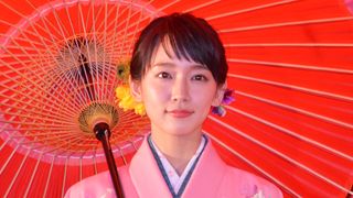 吉岡里帆、初恋相手にストーカー!?わんぱくな男の子との恋明かす