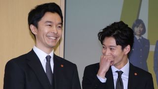 長谷川博己＆岡田将生が入社式にサプライズ登場！新社会人にアツいアドバイス