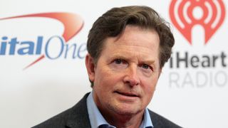 マイケル・J・フォックス、自らのパーキンソン病に「笑いが止まらない」