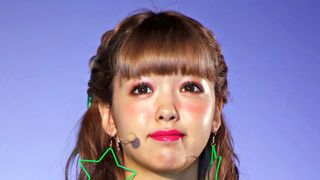 藤田ニコル、佐々木希へのぶっこみ質問を謝罪