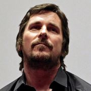 クリスチャン・ベイルとオスカー・アイザックが三角関係に…アルメニア人虐殺を描いたドラマとは