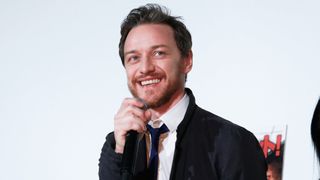 ジェームズ・マカヴォイ来日!日本でクレイジーすぎる誕生日を迎えていた!