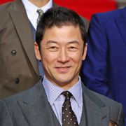 浅野忠信の息子がモデルデビュー 父&姉と共演で話題に