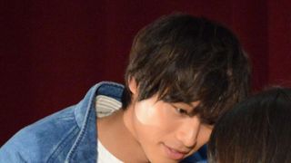 福士蒼汰の“生壁ドン”に女子高生から黄色い悲鳴
