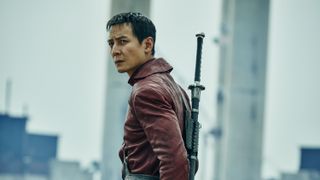 スゴ腕の暗殺戦士…ダニエル・ウー「バッドランド」第3シーズン決定