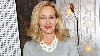 362万円落札の「ハリー・ポッター」直筆短編が盗まれる…J・K・ローリングもファンに訴え