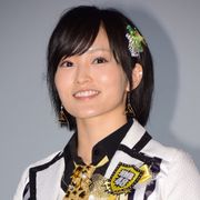 豪華すぎて…山本彩、GLAYからのプレゼントに感激&戸惑い