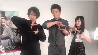 こ、これは…実写『銀魂』万事屋トリオが“例のポーズ”を再現!