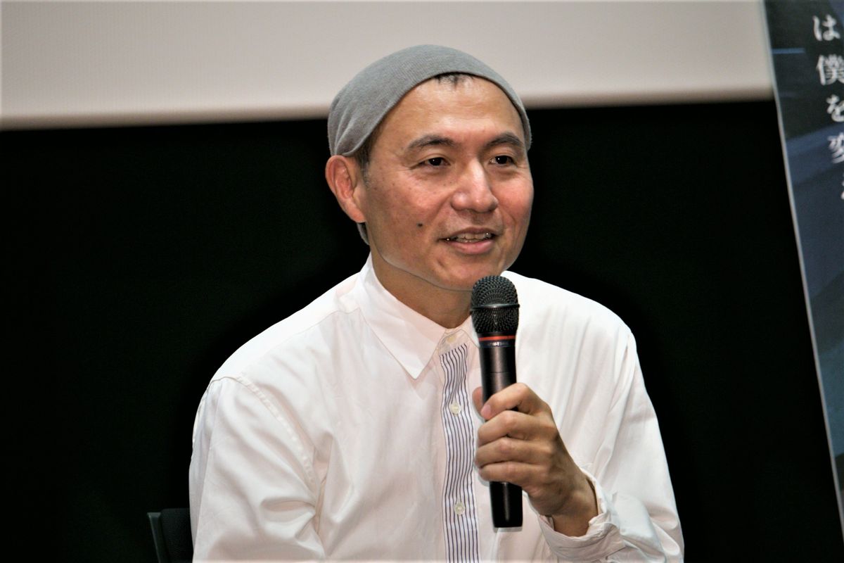 『夜は短し』湯浅政明監督、熱狂的ファンの質問にタジタジ! シネマトゥデイ