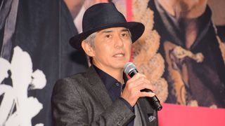 佐藤浩市はM!?市川猿之助に「もっと踏んで」とお願い