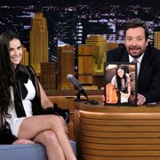 デミ・ムーア、ストレスで前歯2本抜けていた