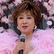 9歳の小林幸子とお父さん!デビュー前の写真に「かわいい」の声