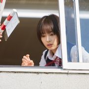 広瀬すず“響ちゃんヘア”がかわいい 髪ばっさりショートに
