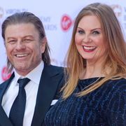 死ぬ役多いショーン・ビーン、5度目の結婚!
