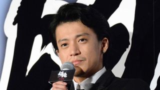 小栗旬、「私生活で疲れてねぇわ！」と元気アピール