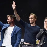 ソーとロキが共闘!ハルクがしゃべる!『マイティ・ソー』最新作の映像にファン熱狂!