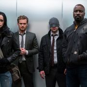 マーベル最新ヒーローチーム!シガニー・ウィーバー演じる黒幕に立ち向かう!