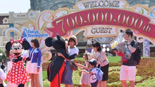 東京ディズニーランド&シー入園者7億人に到達!開園から34年