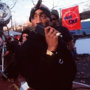 2PACとノトーリアス・B.I.G.の殺人事件を取り上げる特別番組が放送
