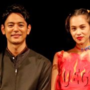 妻夫木聡、水原希子とキスしまくり「朝から晩までしてる感じ」