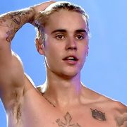 ジャスティン・ビーバー、元カノのインスタに過激写真投稿される…ハッキング被害相次ぐ