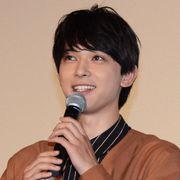 吉沢亮、ビビってしまった“顔なめシーン”を語る