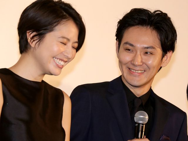 長澤まさみ、松田龍平と夫婦役で「侵略されました」 , シネマ