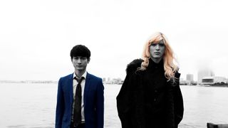 でかすぎる…“ヒロイン・城田優”の衝撃姿!「バイバイ、ブラックバード」特報映像