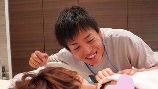 紺野あさ美さん、第1子を出産 夫・杉浦投手と親子3ショット