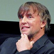 戦死した息子の遺体を自宅に持ち帰る リンクレイター新作は友情物語