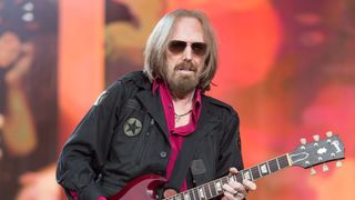 トム・ペティ、心停止　家族は「蘇生処置不要」と決断