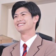 三浦春馬、30歳童貞役に「少しでも日本を明るく」
