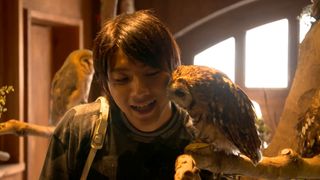 山田裕貴、フクロウに癒やされる
