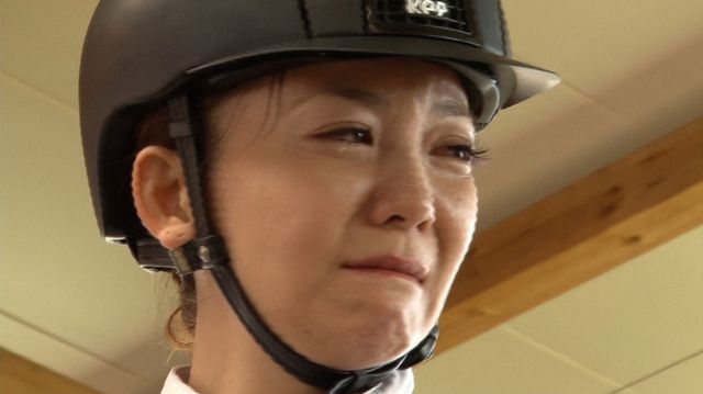 密着中にも涙する華原朋美