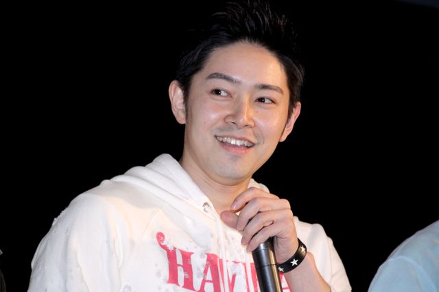 共演したセクシー男優たちにいじられた河野朝哉