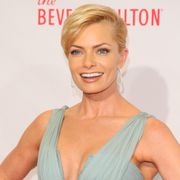 「マイネーム・イズ・アール」ジェイミー・プレスリー、双子を出産