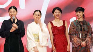 安藤サクラ×蒼井優×満島ひかり×宮崎あおい“85年組”が勢ぞろい！美しすぎる4ショット