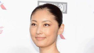 ベテラン女優が大きな存在感!東京国際映画祭レッドカーペットで輝く