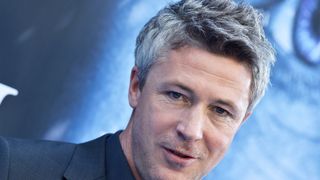 「ゲーム・オブ・スローンズ」ピーター俳優、ロバート・ゼメキス新UFOドラマ主演